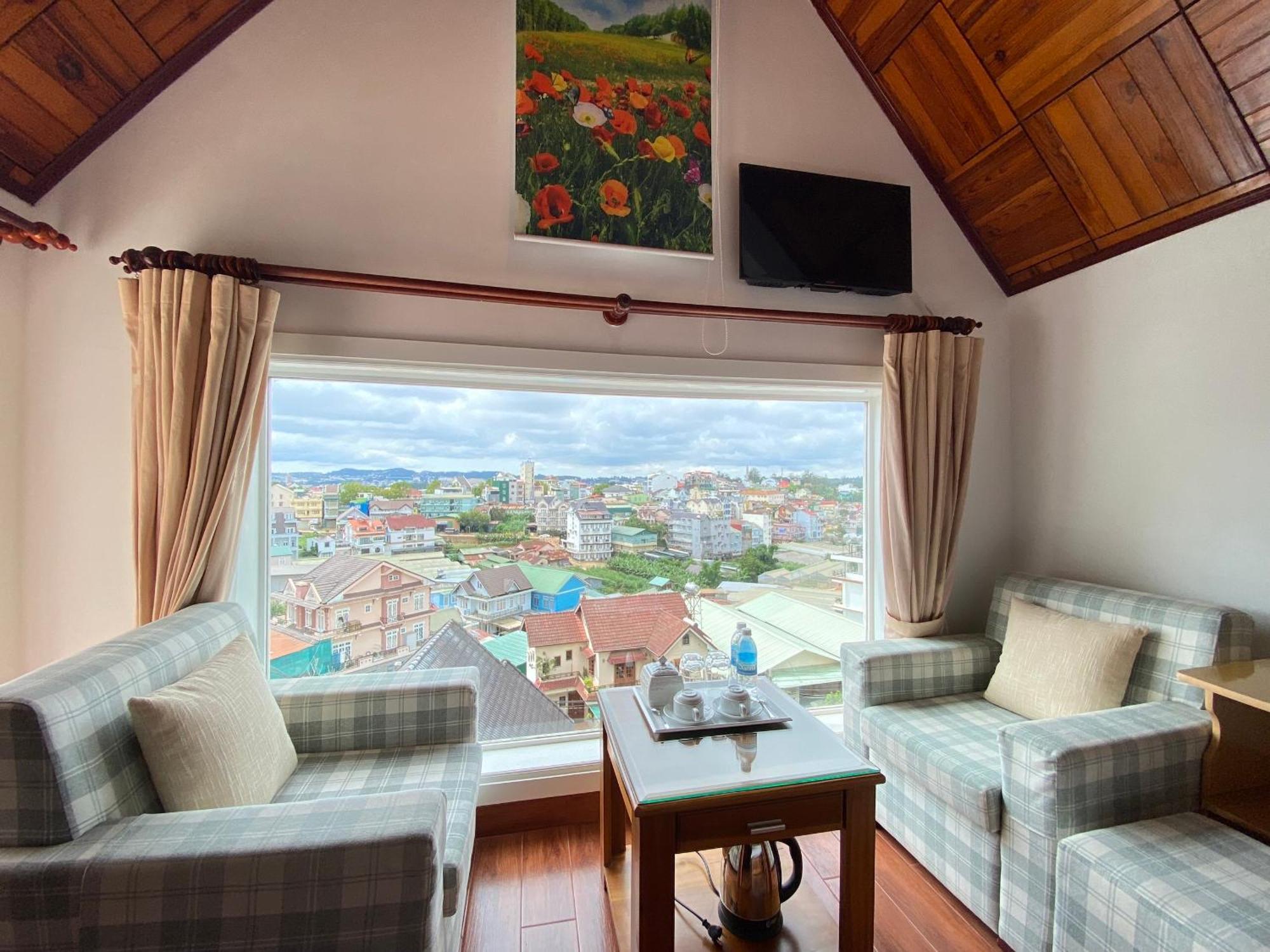 Villa Minh Tuyet Dalat Exterior photo